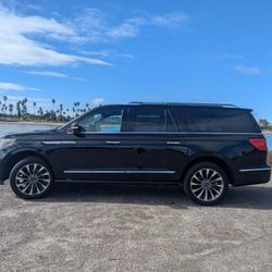 2018 Lincoln Navigator L - Livery 