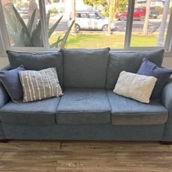 Modern Blue Couch – Clean, Comfortable