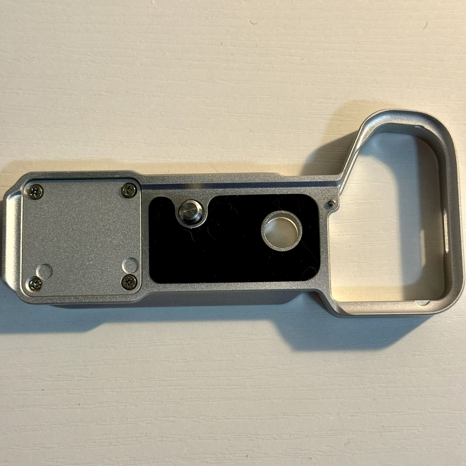 Smallrig CUSTOM Baseplate with Hidden Apple Airtag Holder for Sony a7cii and a7cr Arca Swiss