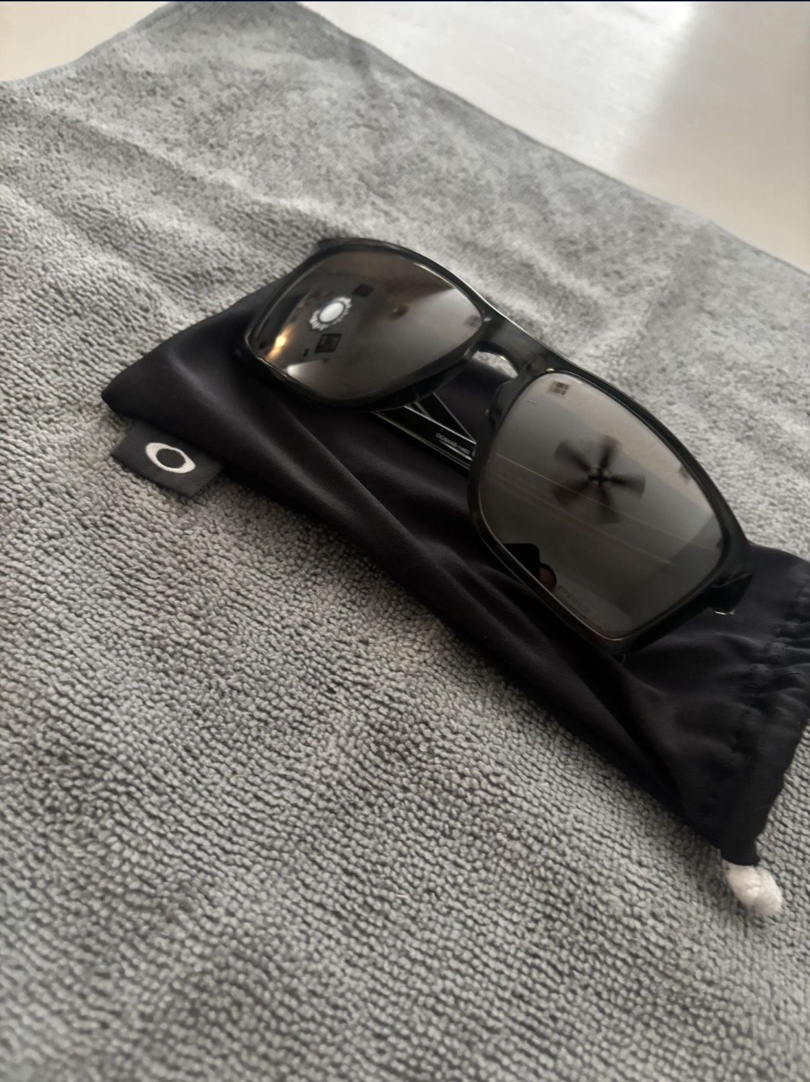 Oakley Sunglass