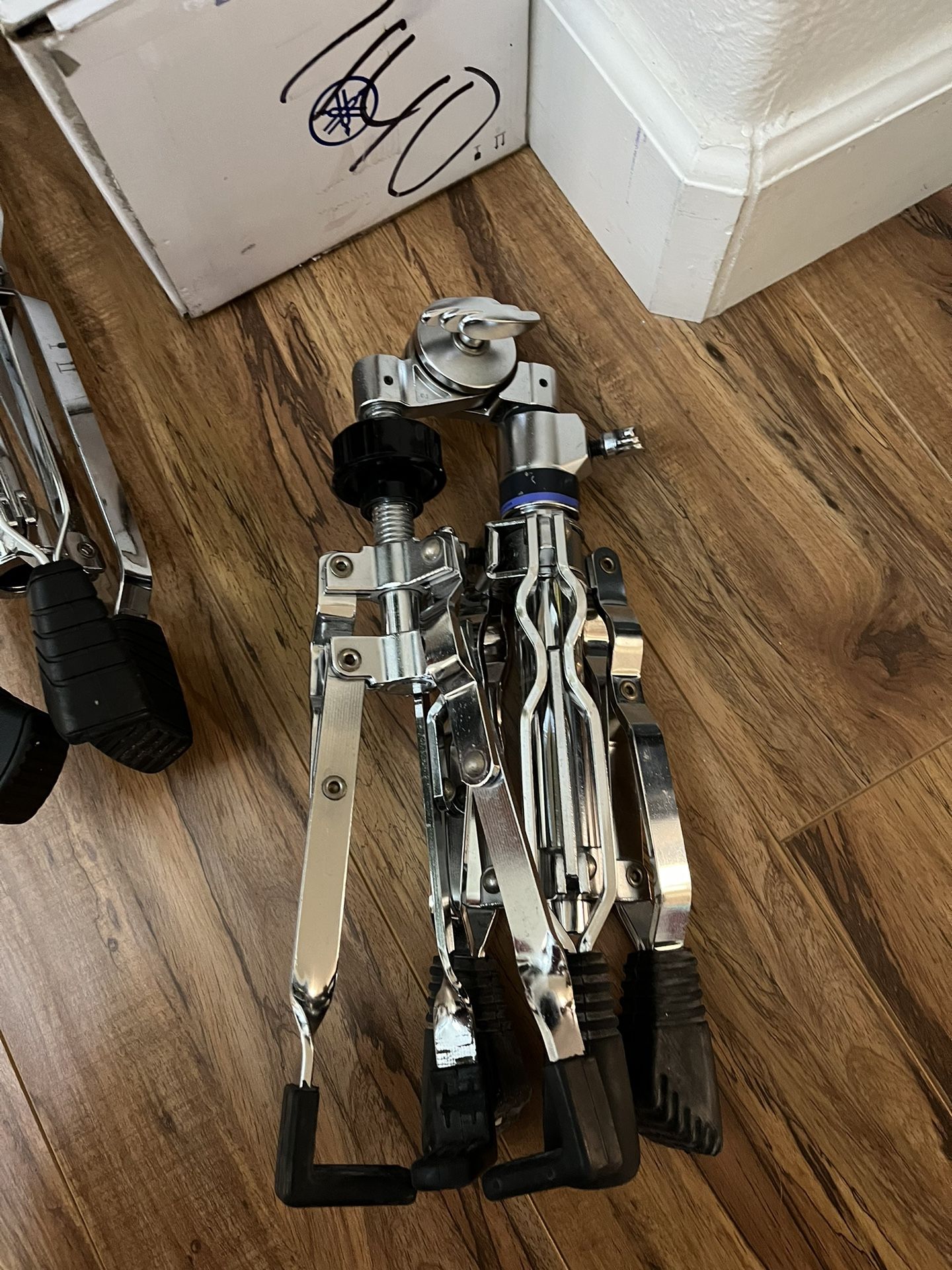 Excellent Condition Yamaha SS840 Snare Stand