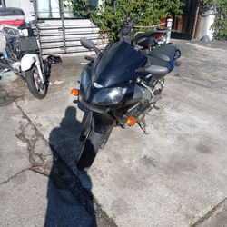 Kawasaki Zzr(contact info removed)0 Miles Needs Battery 