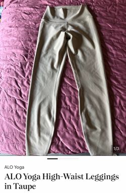 Alo capri leggings