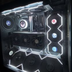 Top tier gaming pc 5090 & Ryzen 7 9800x3d