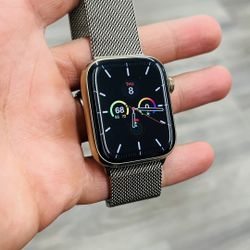 Apple Watch Series 7 GPS + Cellular, 45mm Gold Stainless Steel Case with Gold Milanese Loop