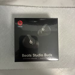 Beats Studio Buds