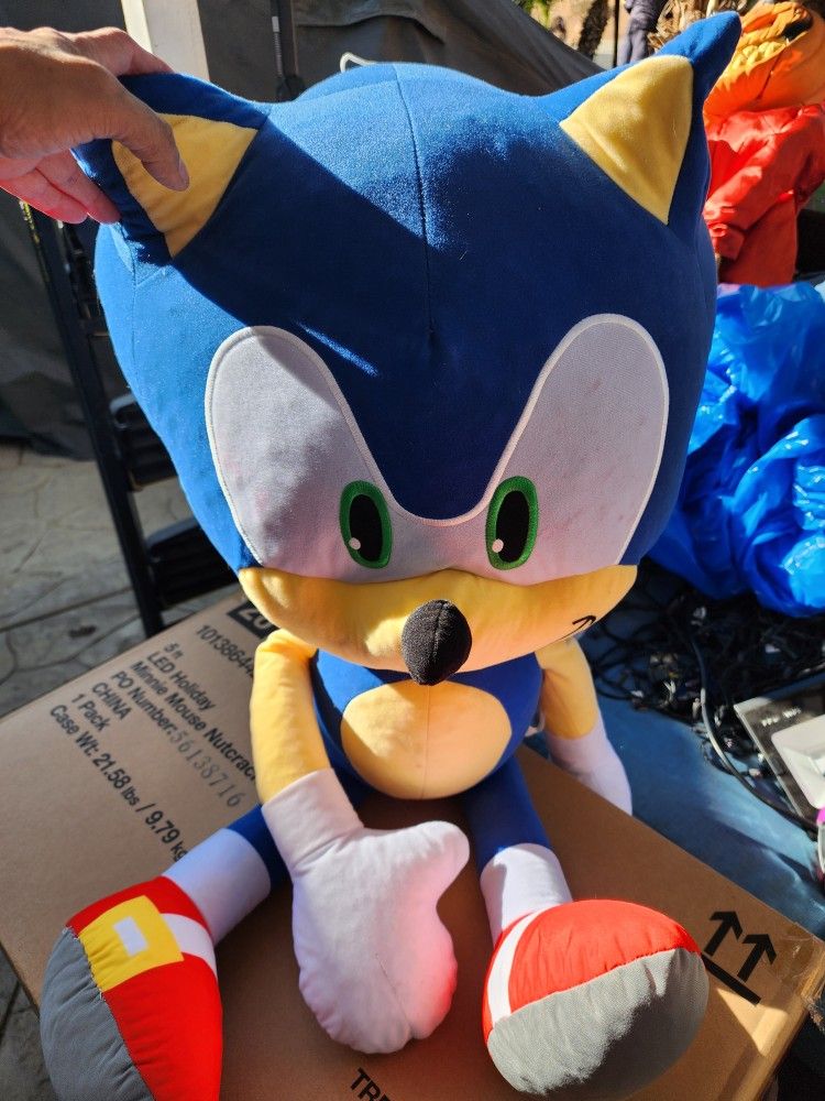large sonic the hedgehog plush toy plushie