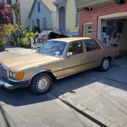 1980 Mercedes-Benz 380