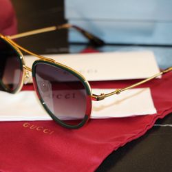 GUCCI GG0062S S unglasses Aviators 