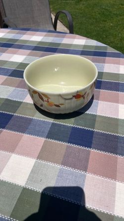 Hall's Superior Quality Kitchenware Autumn Leaf 7.5" Reliance Mixing Bowl