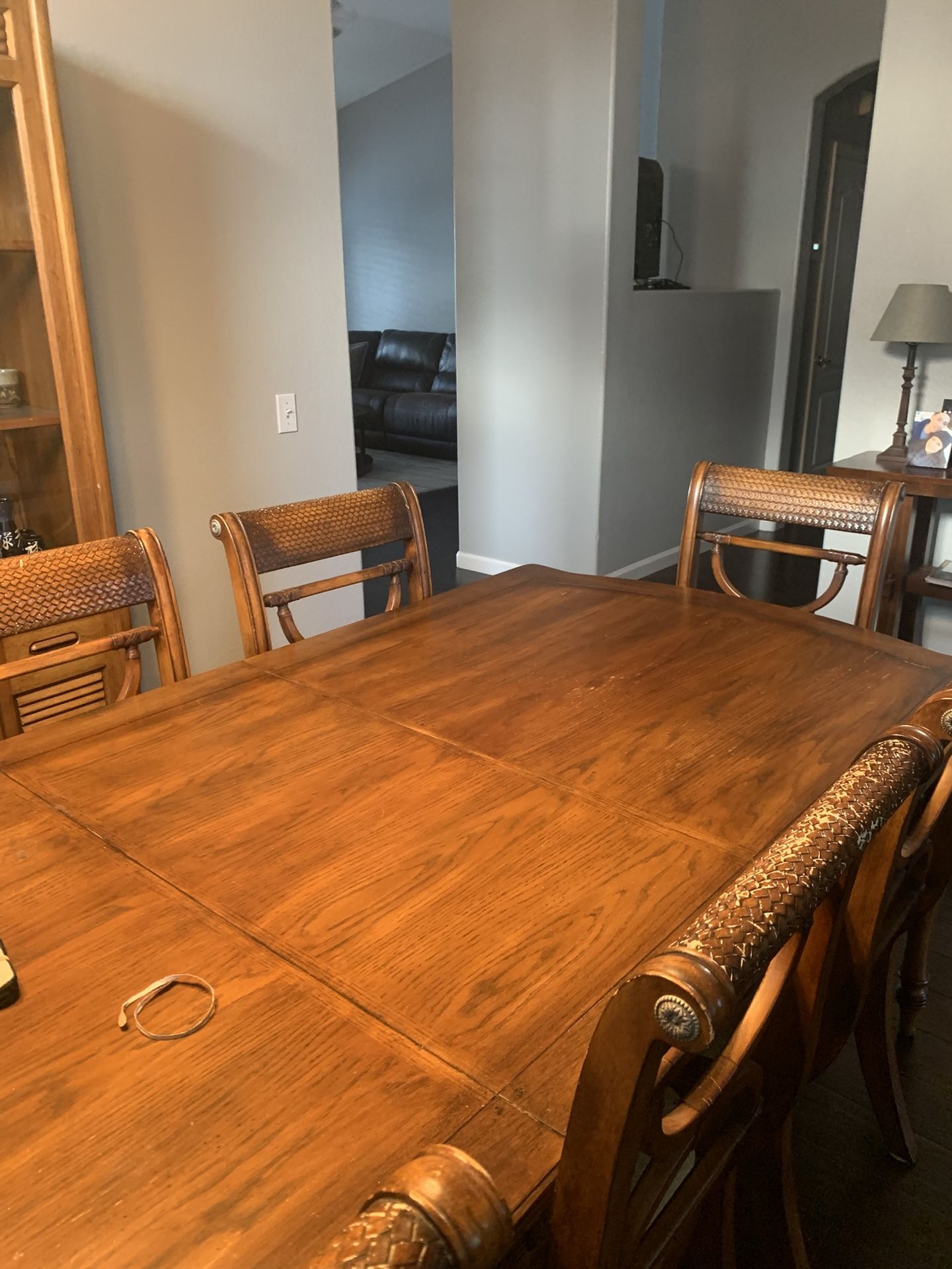 Dining Table .. 8ppl. Old School Hutch