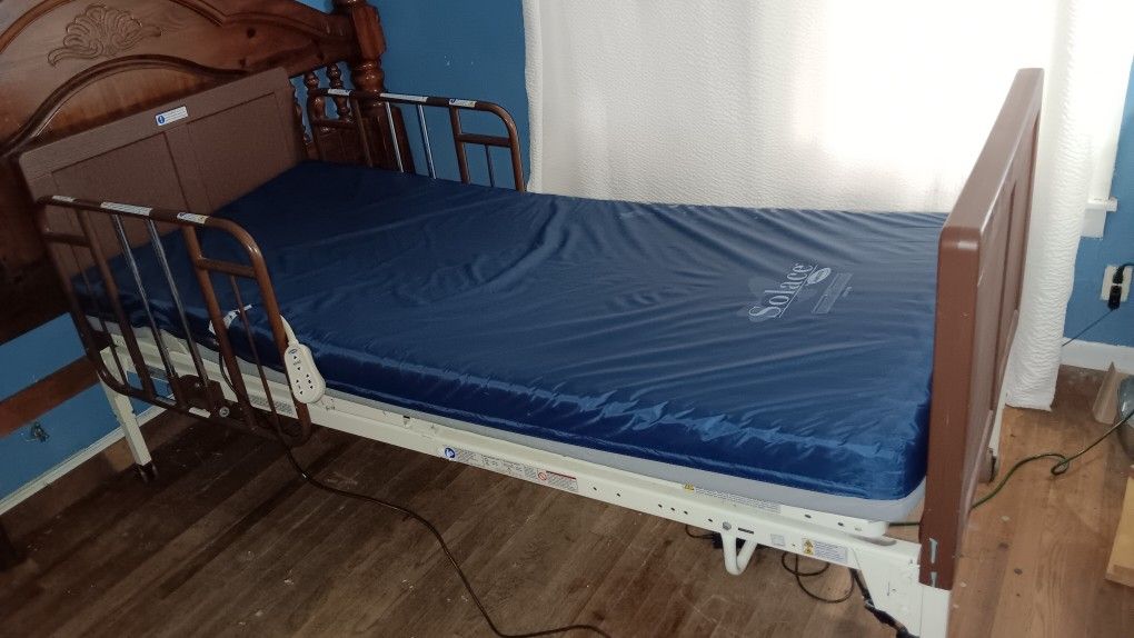 Invacare G5510 G-Series Full Electric Homecare Bed