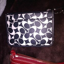 Small Coach Change Pouch