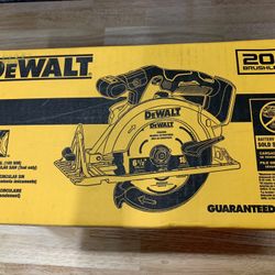 DEWALT 20-Volt MAX Cordless Brushless 6-1/2 in. Circular Saw (Tool-Only)