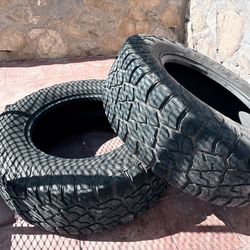 37X12.5 R20 LT Tires