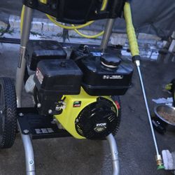 2900 Rioby  Power Washer 