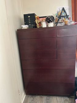 Chest Dresser