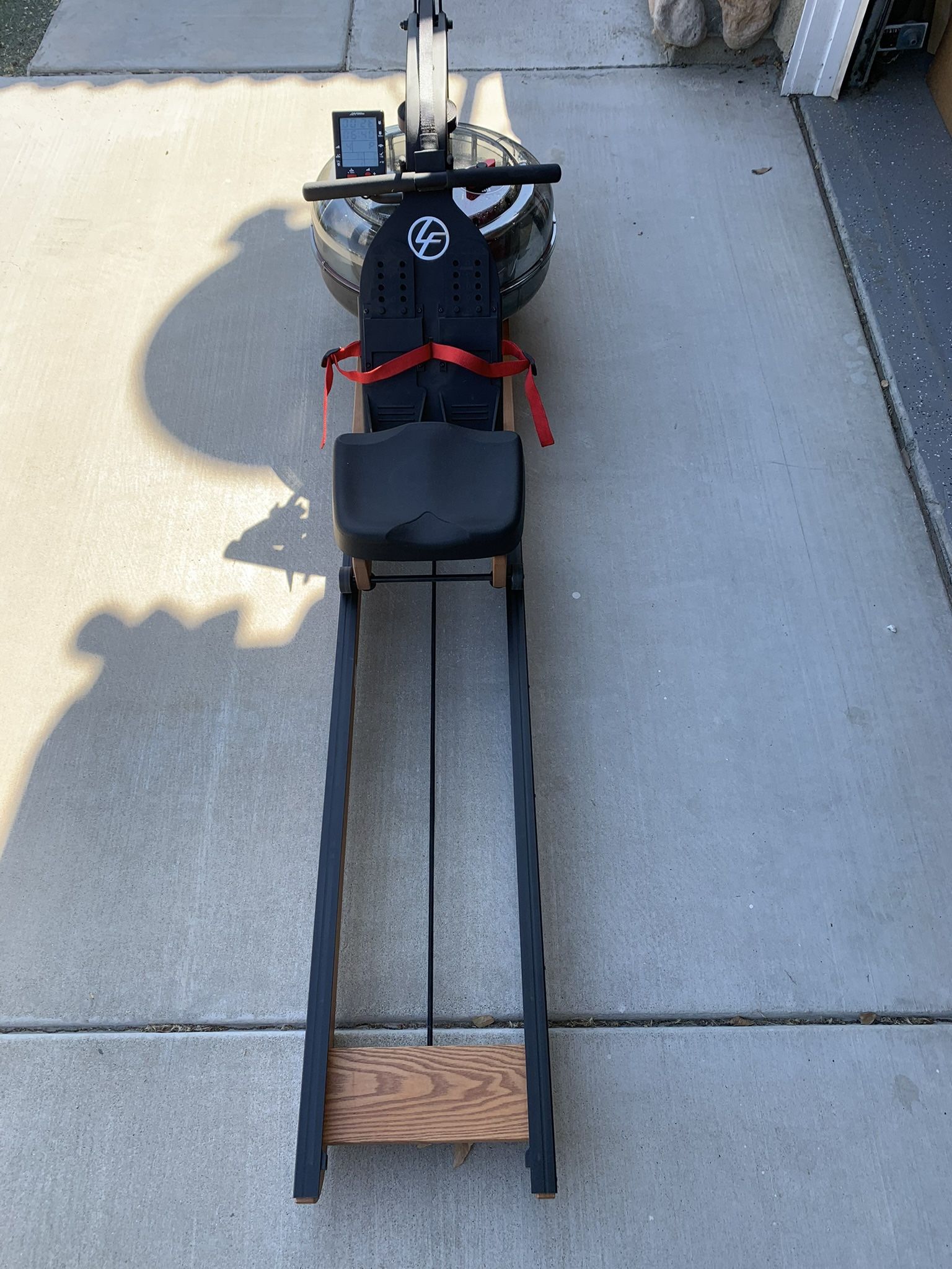 Lifefitness Rowing Machine