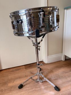 Snare Drum with stand