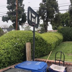 Basketball Hoop 