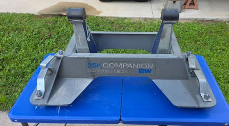 B&W Companion 25K Fifth Wheel Hitch – Ford Factory Puck System