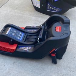 Britax Car Seat Base (2)