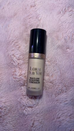 Too Faced Born this way Concealer
