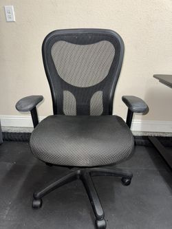 Tempur-Pedic TP9000 Mesh Swivel Task Chair Office Chair , Black