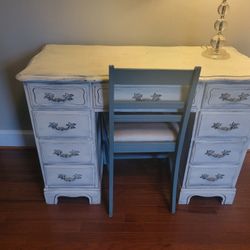 Desk/Vanity
