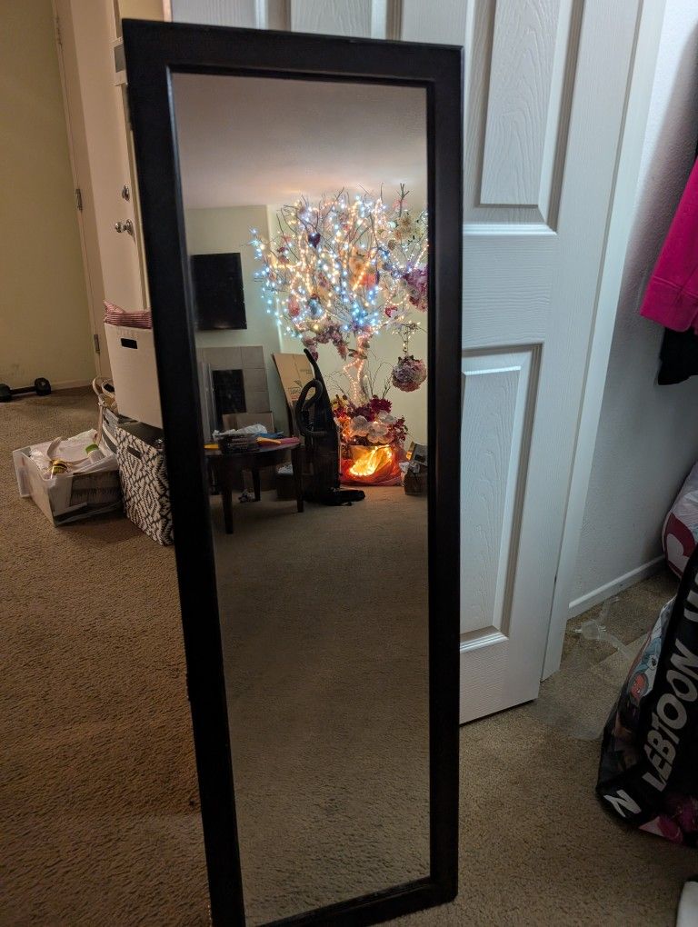 Hanging Mirror Jewelry Box