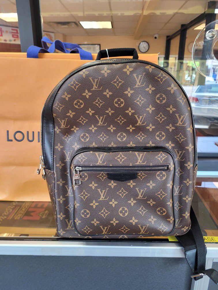 Louis Vuitton - Josh Backpack - Graphite for Sale in Glendale, AZ - OfferUp