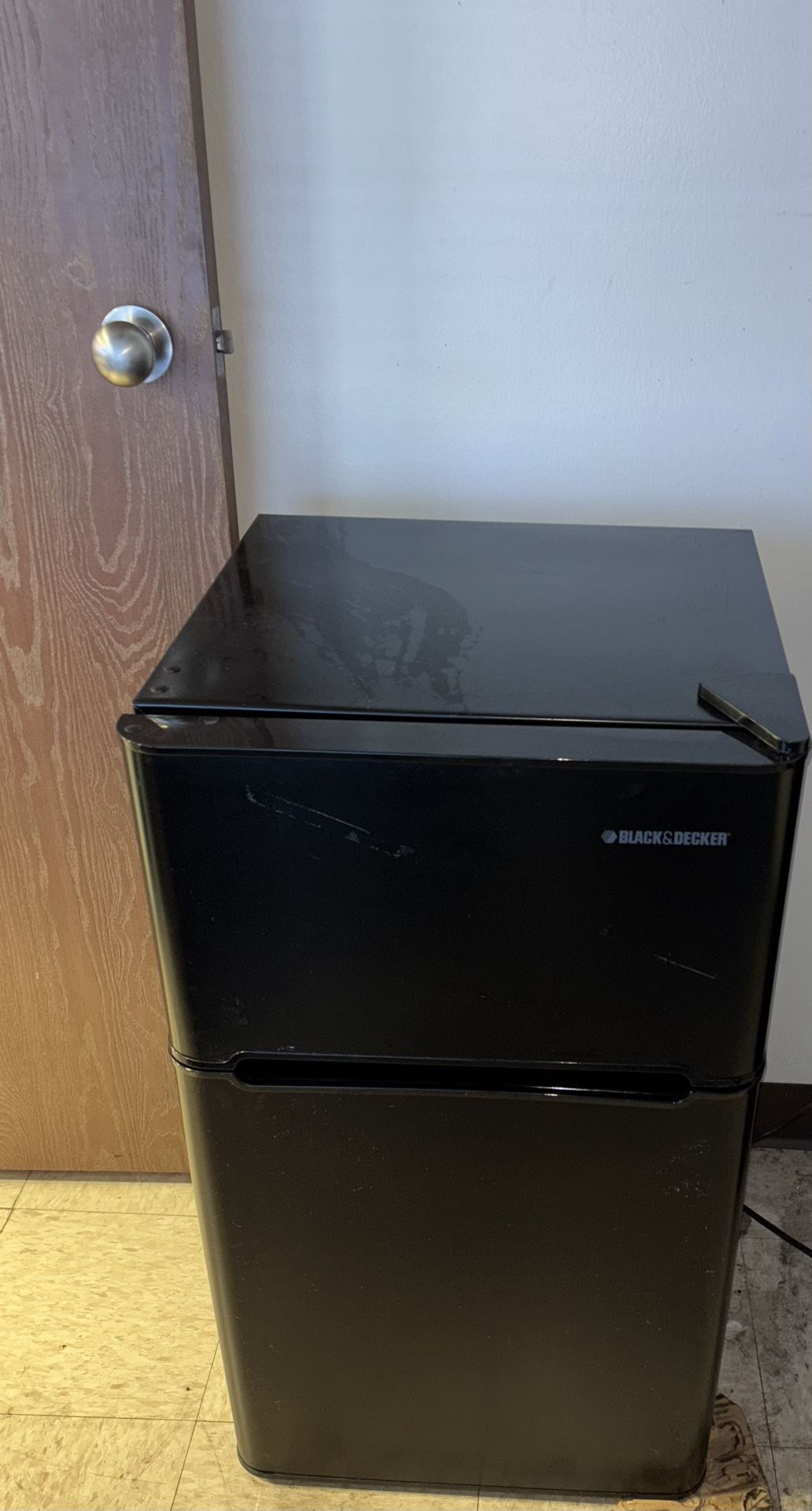 Mini Fridge With Freezer