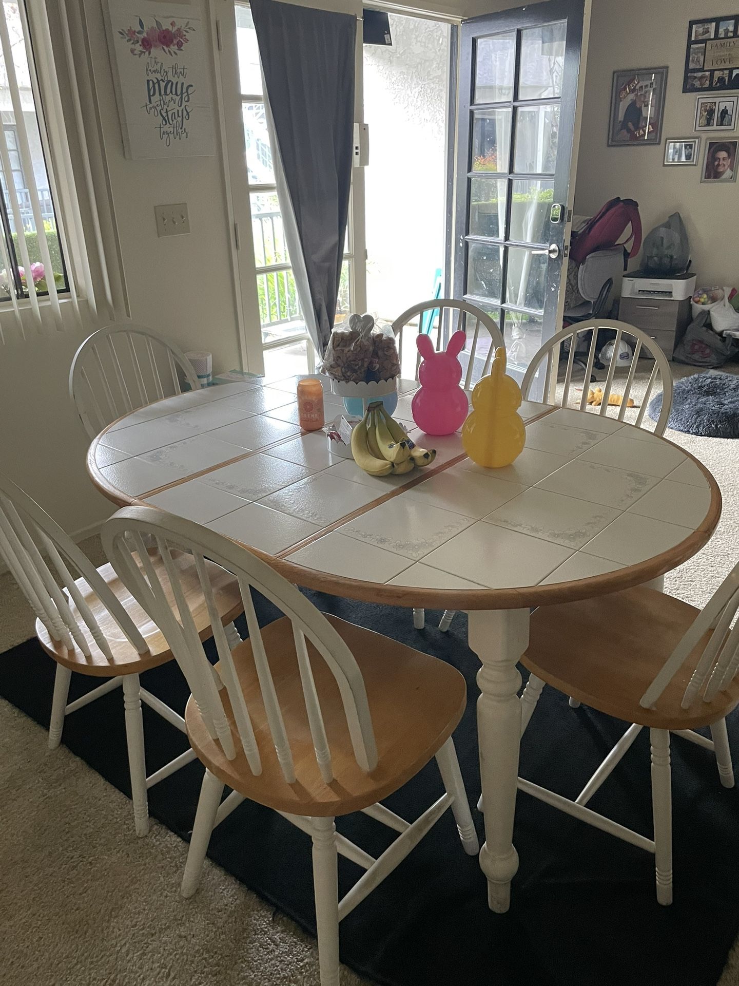 Kitchen Table And Chairs