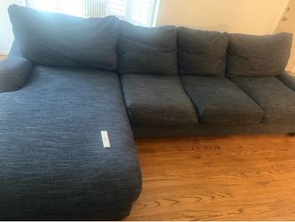 Comfy Navy Blue Sofa with Chaise!