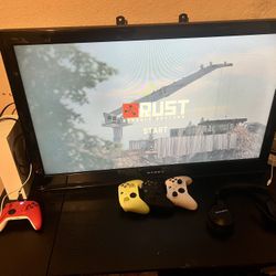 Basically New Xbox Series S With 4 New Wireless Remotes And Bluetooth Wireless Headset Turtle Beach 