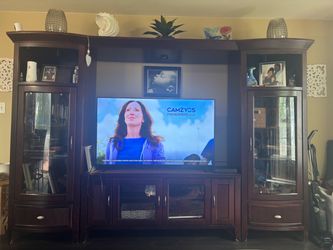 TV Console - Must Sell/Best Offer