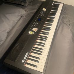 Alesis Recital Pro Piano Keyboard