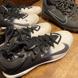 Nike Baseball Men’s Cleats Metal Spike Size 11