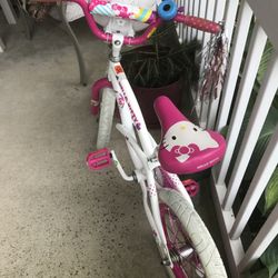 Hello Kitty Girls Bike