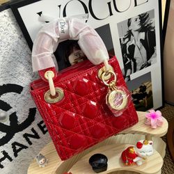 Bolsa De Charol Roja 