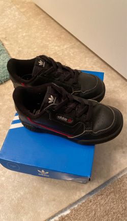 Size 9 toddler black Adidas