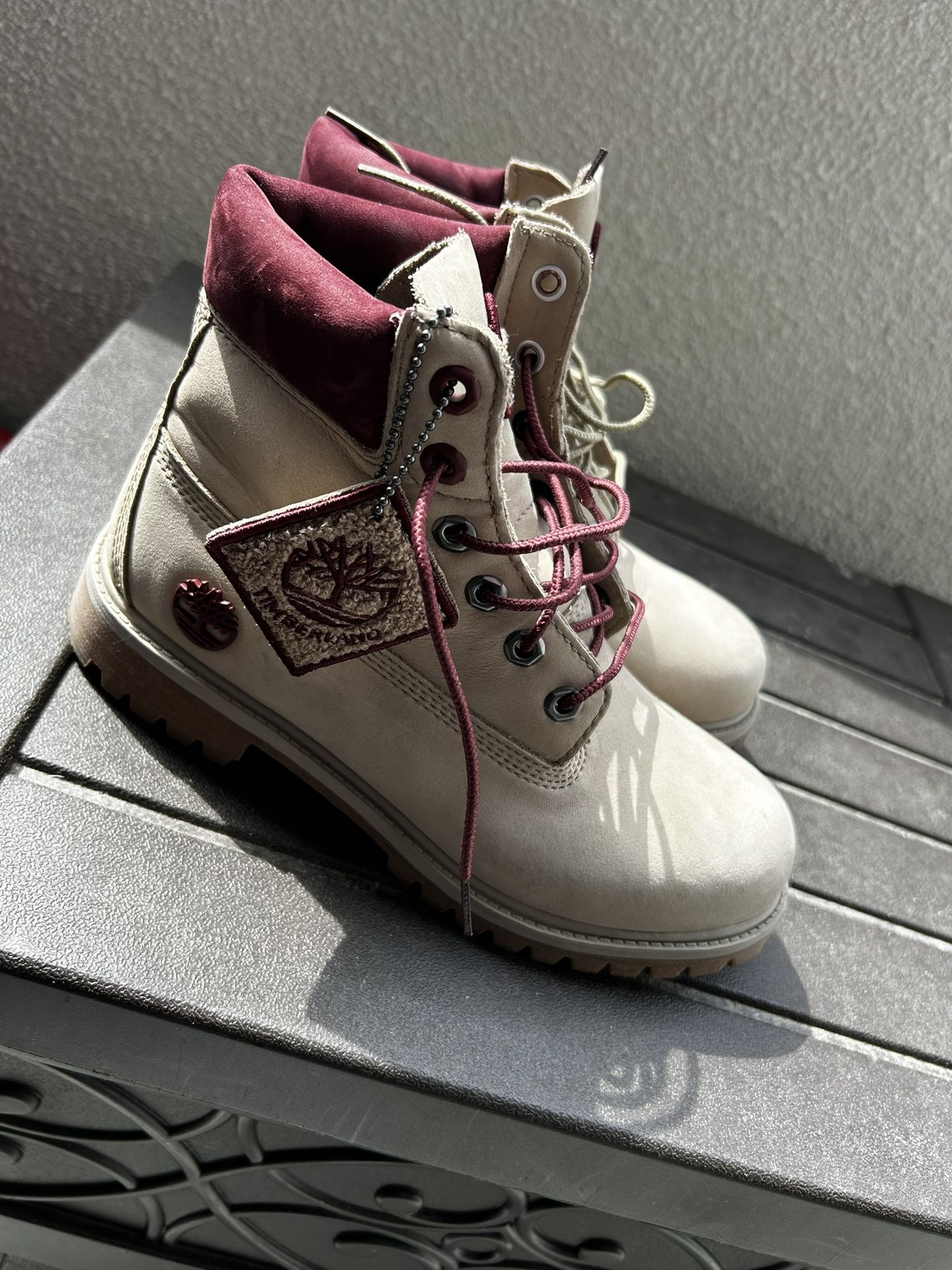 Timberlands (Size 5Y)