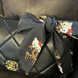 hello kitty purse scarf 