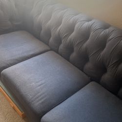 Lovely Couch. 