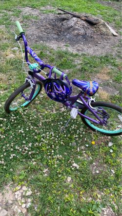 Girls schwinn bike