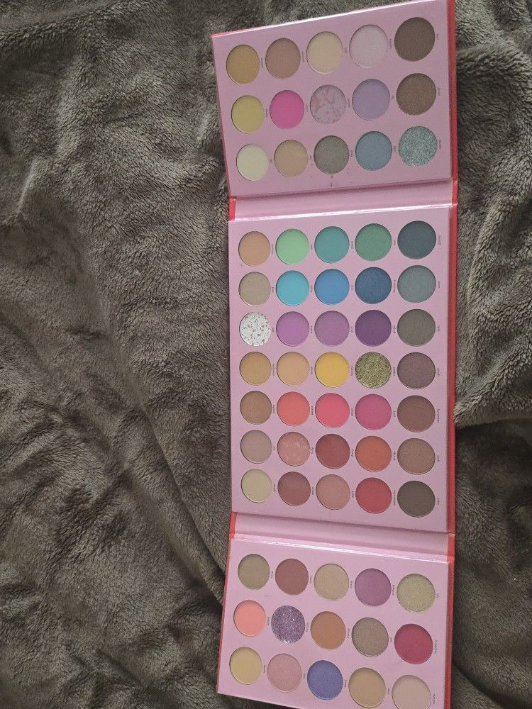 Feeling Fruity 65 Eyeshadow Booklet 