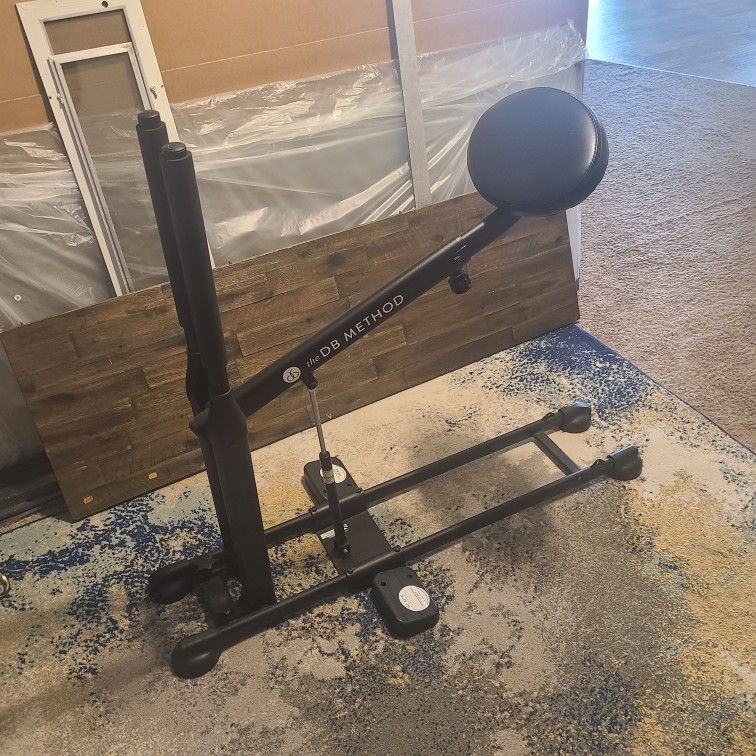 Squat Machine