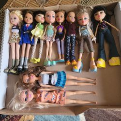 Bratz Dolls And More Lot Of 10