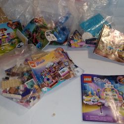 Lego Friends 4 Sets With Booklets  1 Extra Booklet