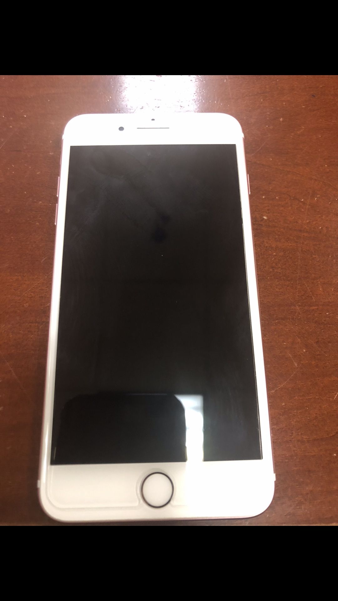 I phone 7 pulse in excellent condition with charger headphone and screen protector128 g , $400